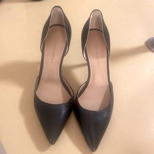 Banana Republic Pumps